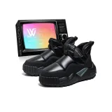 Черный с флисовой подкладкой