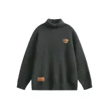 Темно-серый