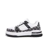 Чёрно-белый