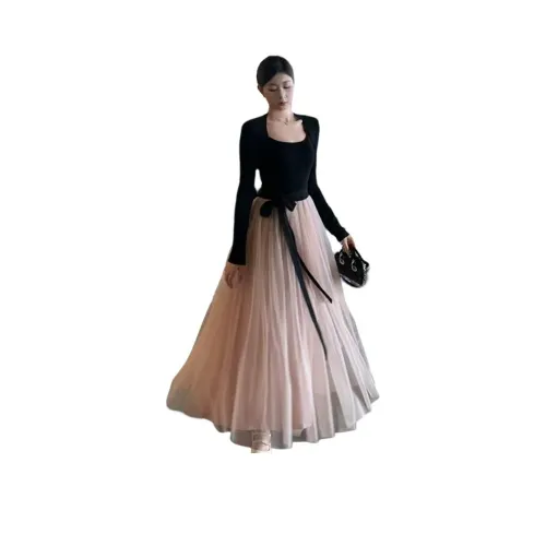 HNUF Длинное платье с длинными рукавами женское