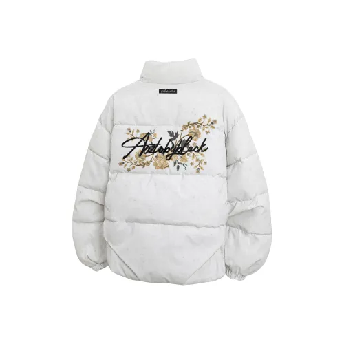 A02 Унисекс Пуховики