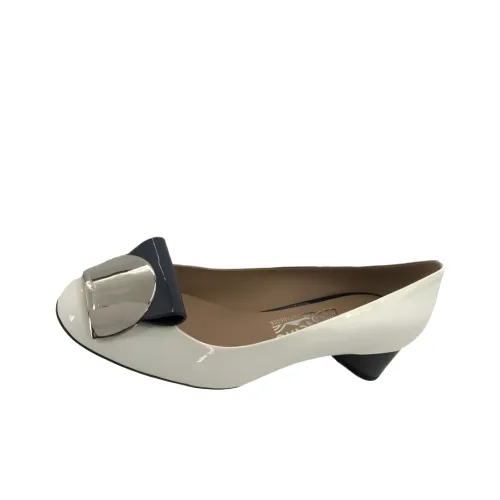 Ferragamo Грубый каблук Высокие каблуки Женские Бежевый