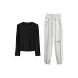 Черный комплект из двух предметов с длинными рукавами (белые штаны)