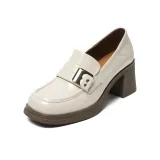 Бежево-хаки