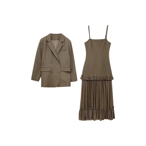 Icicofficial Женские Комплекты с Юбкой