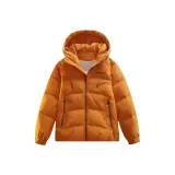 Оранжево-красный