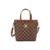 Коричневая клетка