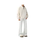 Абрикосовая куртка + бело-серые повседневные штаны Фотиния