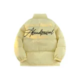 Светло-желтый