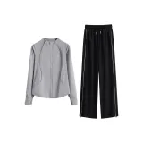 Серое пальто, двухкомпонентный комплект (черные штаны)