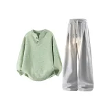 Зелёный топ + серые штаны