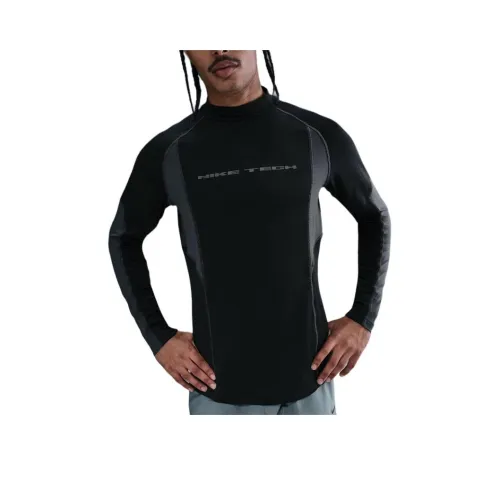 Черные мужские футболки Nike