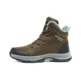 Коричневый