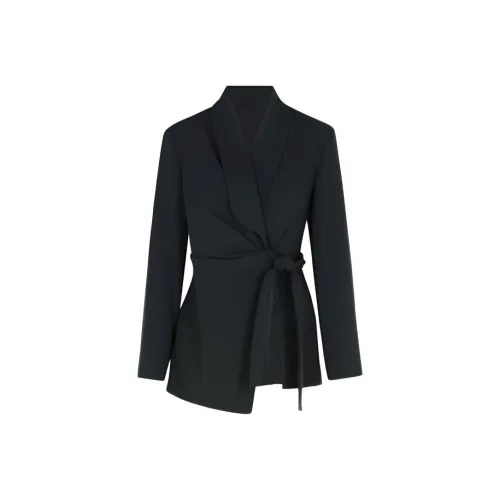 Leather Cat Бизнес-костюм для женщин