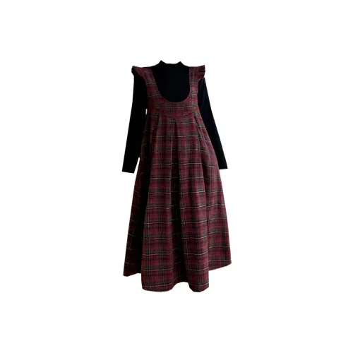 BABYLYCHEE STUDIO Комплект с юбкой Женские