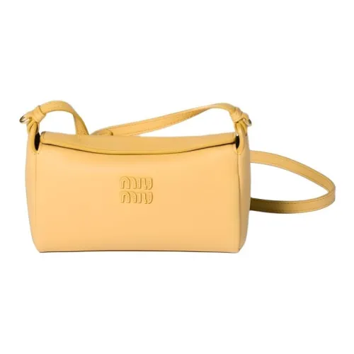 MIU MIU Телячья кожа Сумка через плечо Стандартная Женская Желтая
