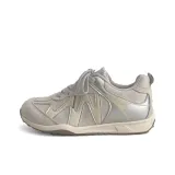 Серебристо-серый