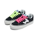 Чёрный (Розовый, зелёный, шнурки)