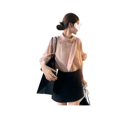 Mu Xiao Xin Розовый Бесплатно Подарочный комплект с MU Xiaoxin Бренд Наклеенный Женские Рубашки