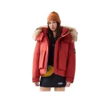 Кирпично-красный