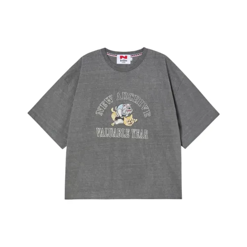 Beyond Closet Серый Унисекс T-рубашки