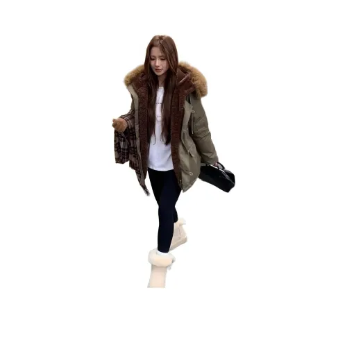 Женские пуховики