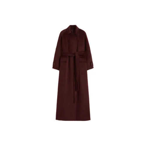 MaxMara Вишнево-красное женское пальто