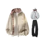 Хаки пальто + белый свитшот + черные штаны