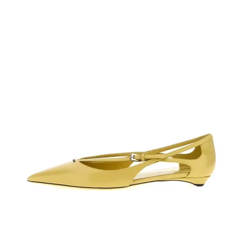 PRADA Повседневная обувь Женская Желтая