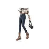 Голубовато-серый