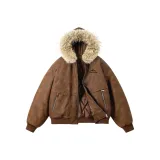 Коричневый