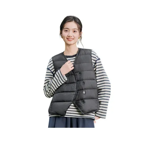 Fragment Женские жилеты