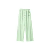 Светло-зеленый