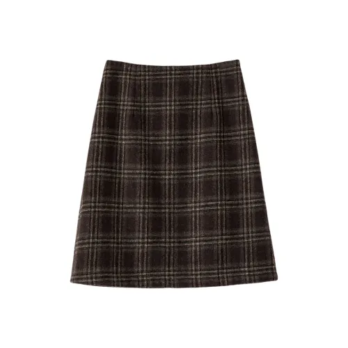 Late White Повседневные короткие юбки Женские