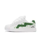 Бело-зеленый