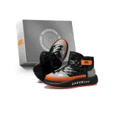 Чёрный и оранжевый