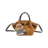 Коричневый