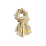 Молочно-белый