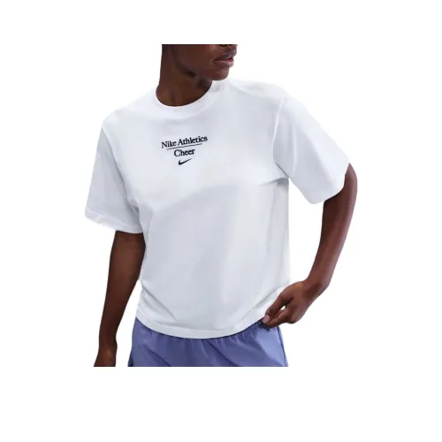 nike Белые Женские T-рубашки