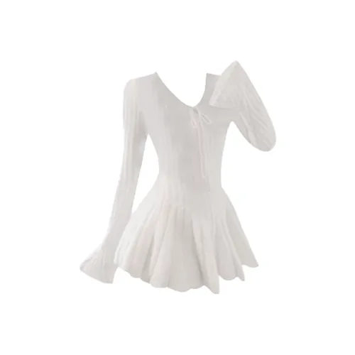 Cozy Home Белый Женские Длинные Платья с Рукавами