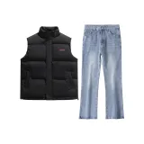 Чёрный жилет + светло-синие штаны