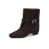 Темно-коричневый