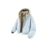 Лунно-голубой