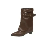 Коричневый