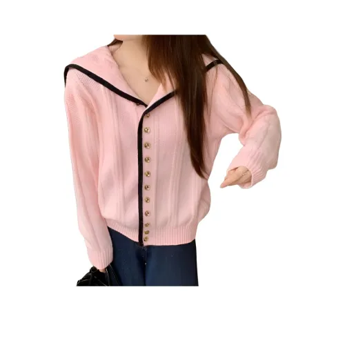 Розовый женский трикотаж