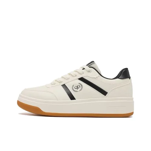 QIAODAN Cookie Shoe Collection Покрытие Устойчивое к истиранию Низкий Топ Скейтборд Кроссовки Мужские Экрю