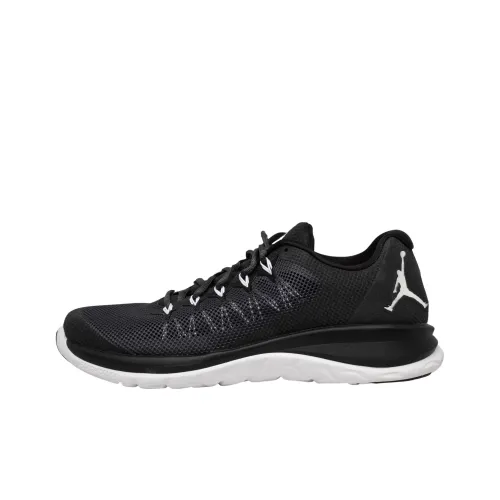 Jordan Flight RUNNER Беговые кроссовки Мужской Черный