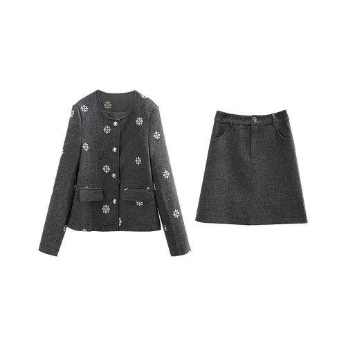 Комплект с юбкой A Paradise For Awakening для женщин