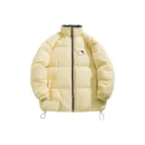 Светло-жёлтый