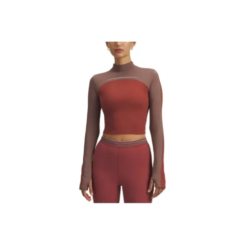 Under Armour Красно-коричневые Женские Футболки